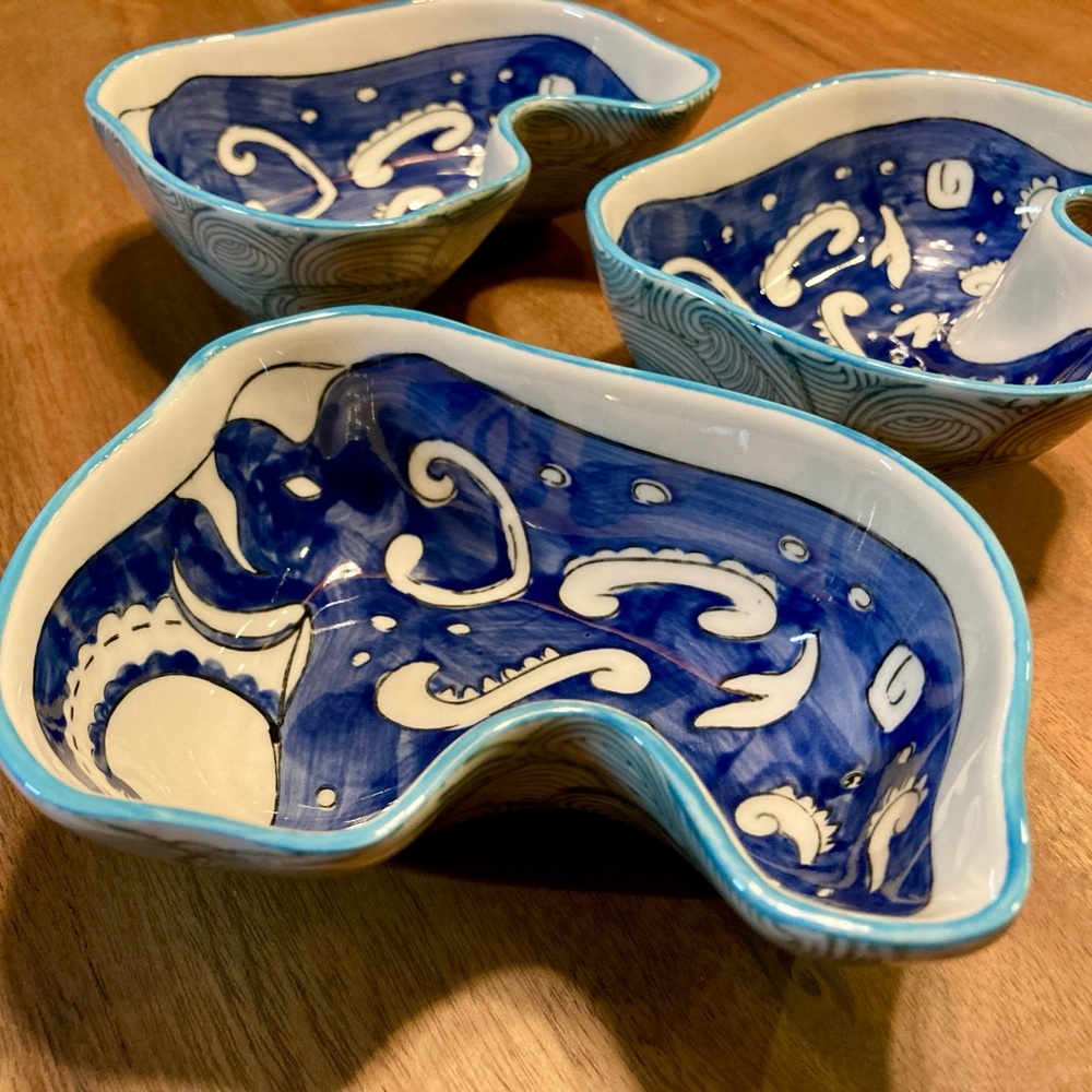 Elephant bowls or dishes (set of 3)